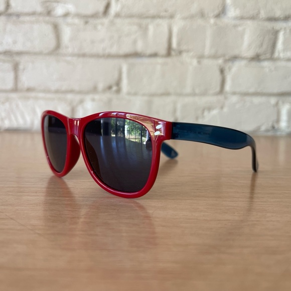Stella McCartney SK0005S-008 Kids Unisex Red And Blue Sunglasses Rare Classic